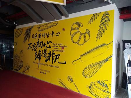 户内车身贴