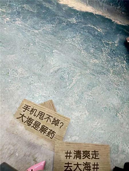 深圳地铁车身广告设计.jpg 深圳地铁车身广告设计.jpg