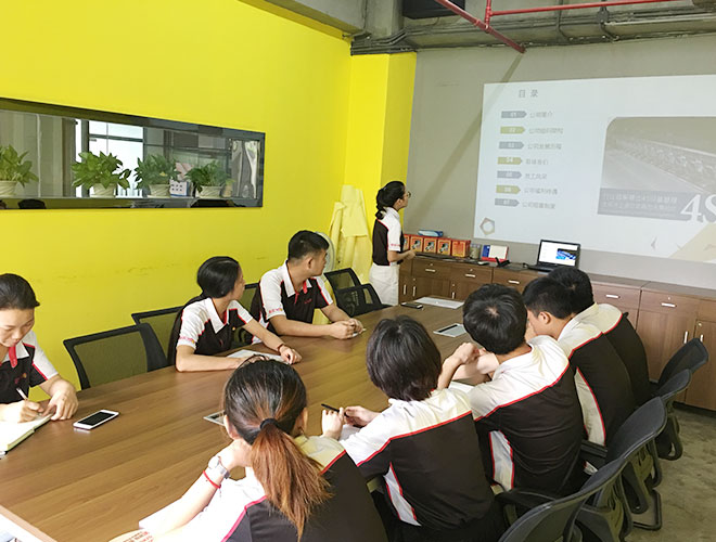 喜迎“新苗”---新员工入职培训会