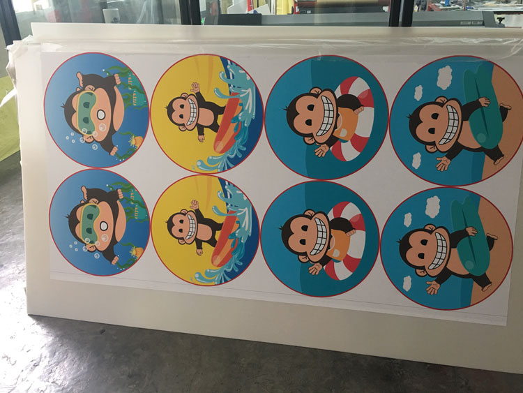 背胶裱kt板画板广告展示 背胶裱kt板画板广告展示