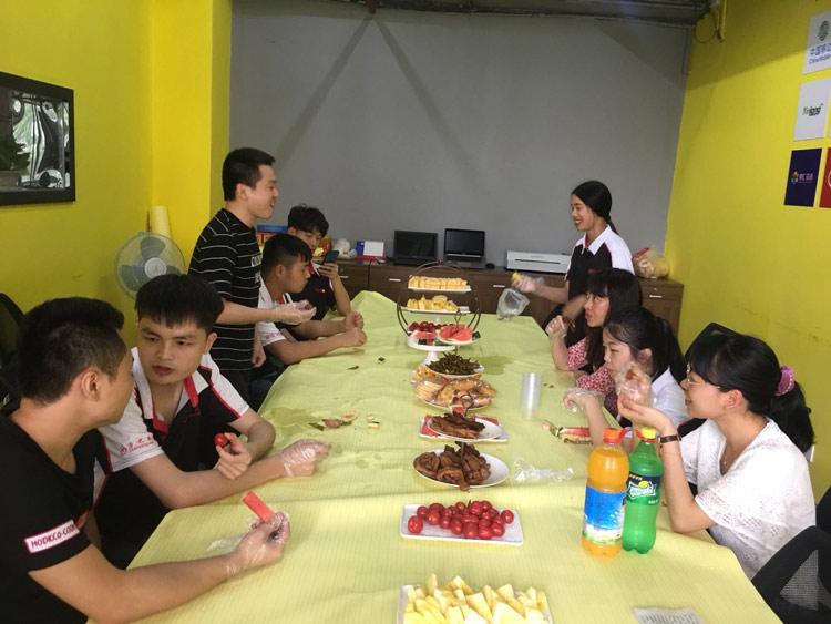 新员工的欢迎仪式下午茶交流会