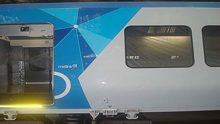 高铁车身外投放广告 高铁车身外投放广告