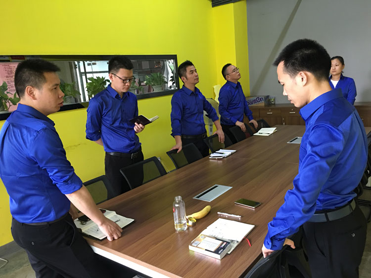 喷绘360宝石蓝色新工装 喷绘360宝石蓝色新工装
